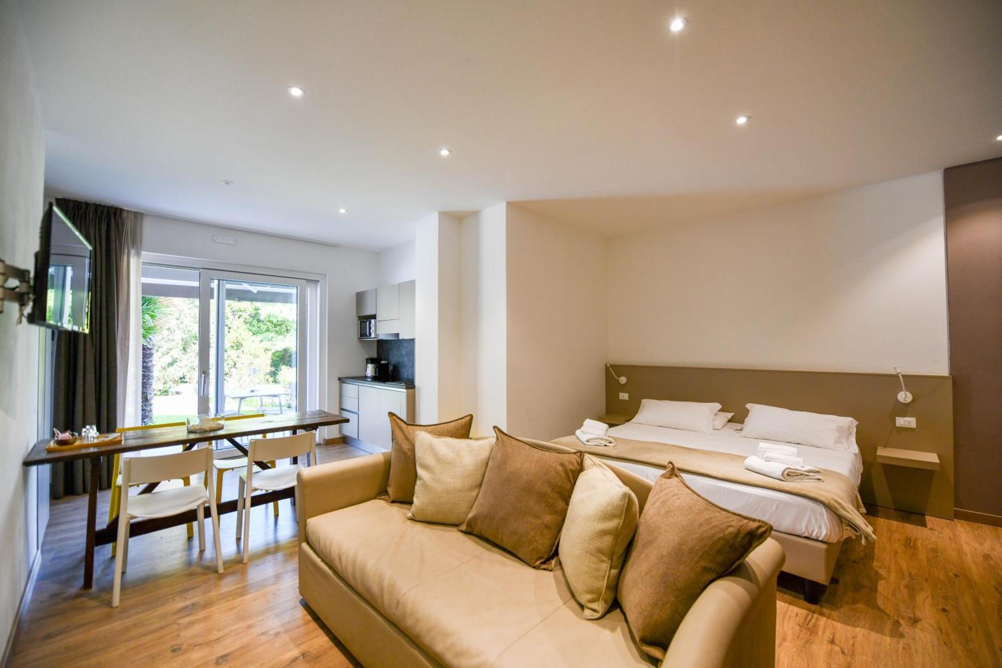 Regina E Oriente Apartment Baveno Ngoại thất bức ảnh